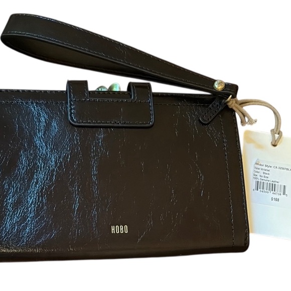 HOBO Handbags - HOBO VIOLET BLACK LEATHER WRISTLET